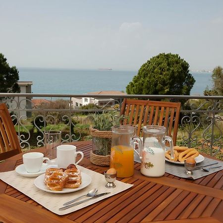 Petra Thea Apartment Kalamata Eksteriør billede