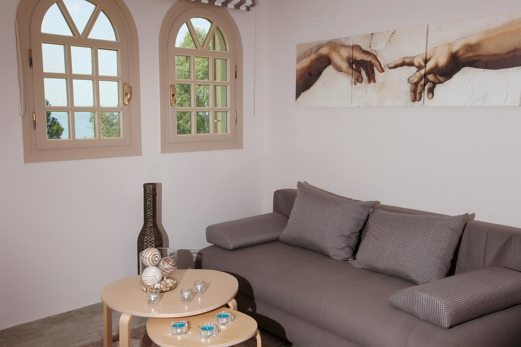 Petra Thea Apartment Kalamata Eksteriør billede