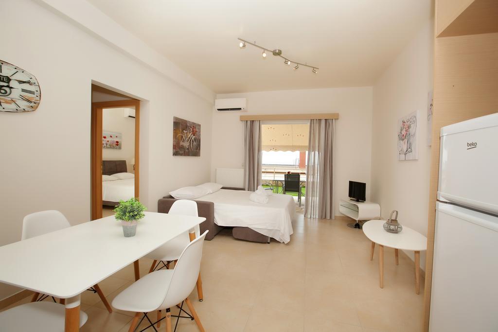Petra Thea Apartment Kalamata Eksteriør billede