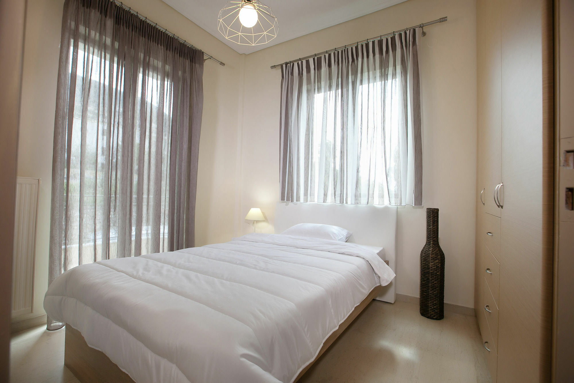 Petra Thea Apartment Kalamata Eksteriør billede
